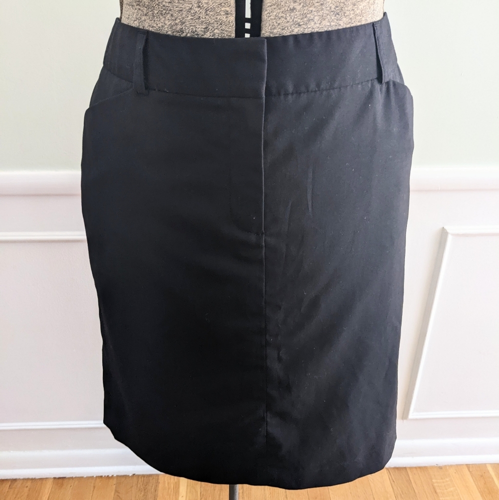 'Attention' Black pencil skirt. Size 10